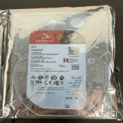 全新原封希捷IronWolf8TB硬盘--议价商品