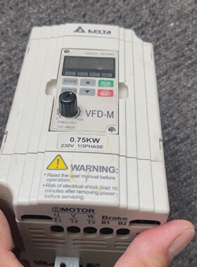 正品台达VFD007M21A变频器220V0.75kw