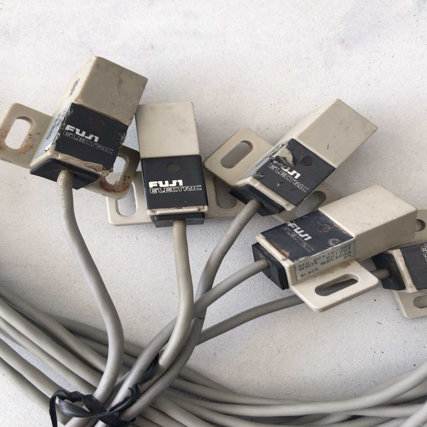 【议价】FUJI富士接近开关PE-B4D(5)PE-B4D3(3适用