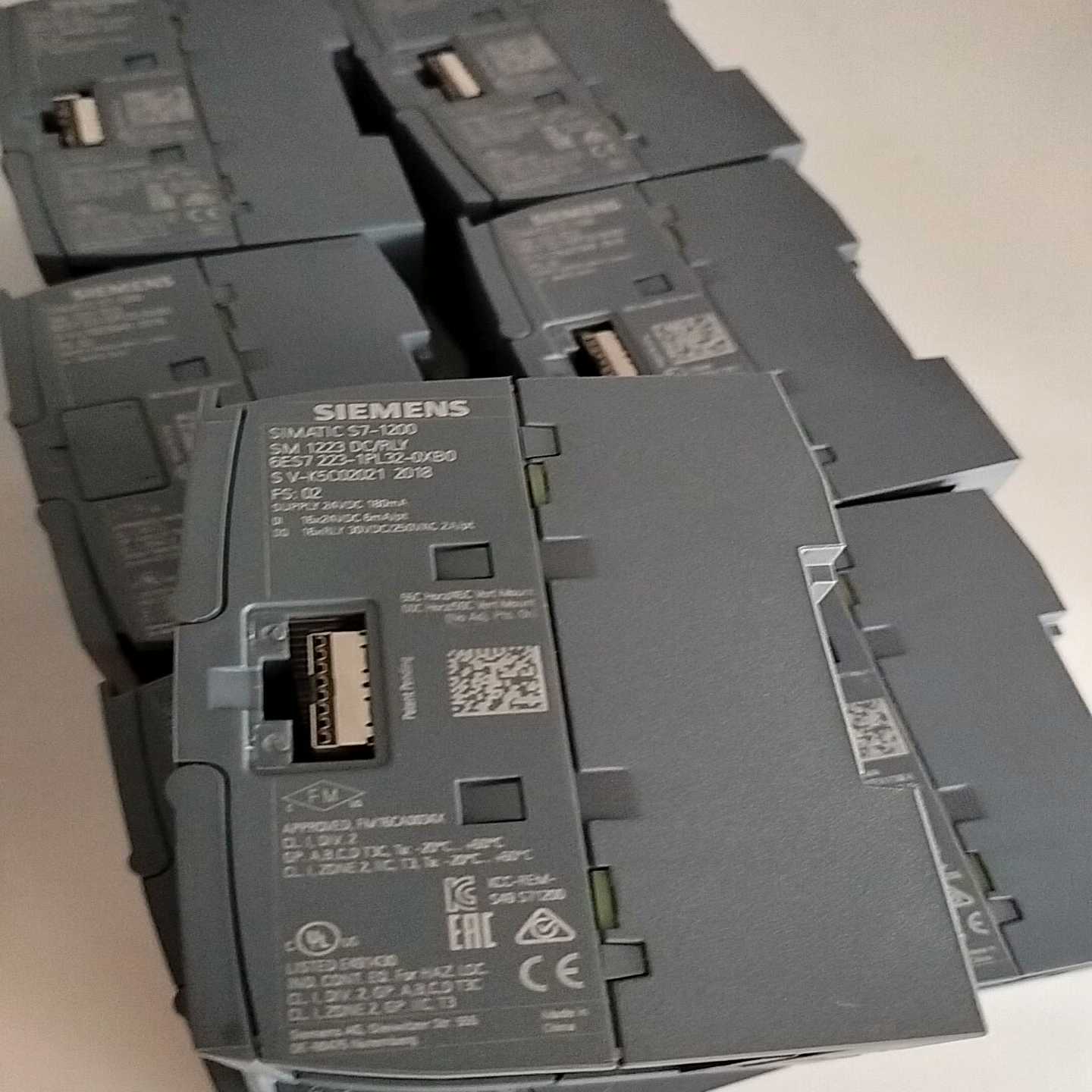 询价6ES7223-1PL32-0XB0裸机多个,成色好