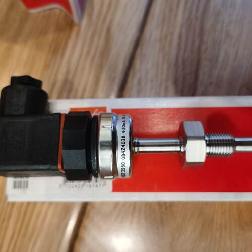 溢价-丹佛斯温度传感器mbt3560084z4038