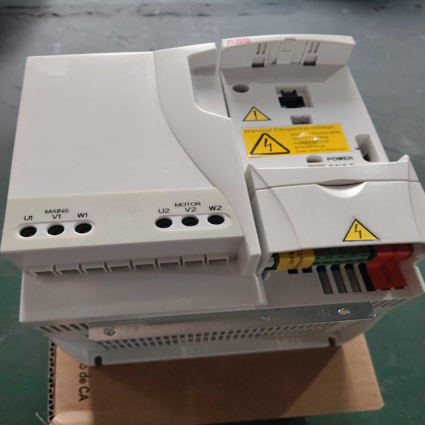 变频器ACS310-03E-17A2-4，ACS310