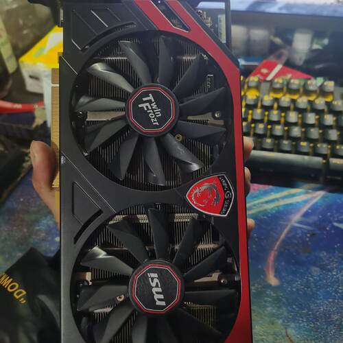 微星显卡R9 270 GAMEING 2G 显卡 成色如议价