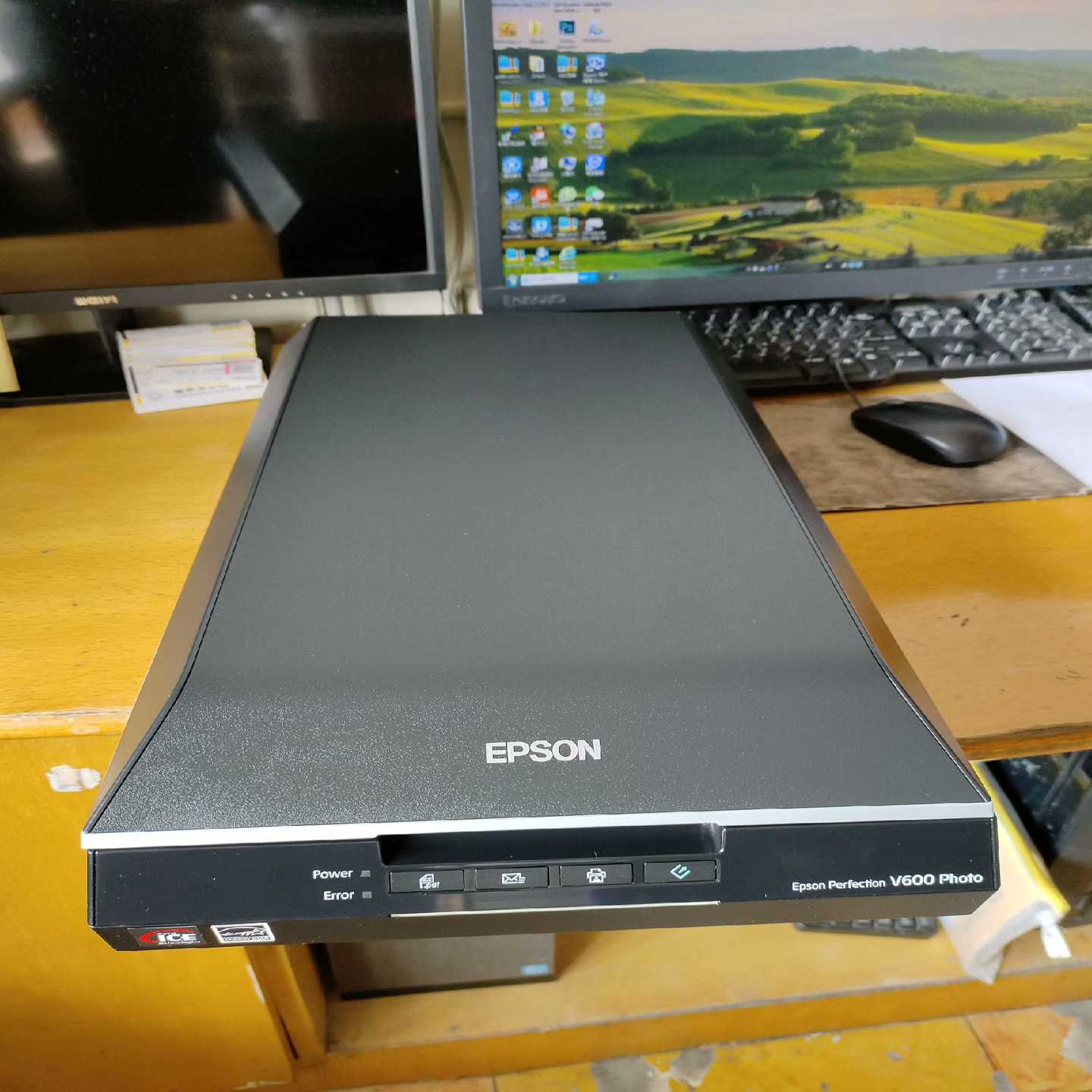 爱普生V600扫描仪。图文,底片扫描,已试效果全好均匀清晰,--议