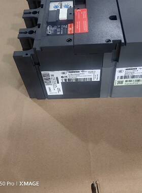 EZD400E4P320A400A塑壳漏电断路