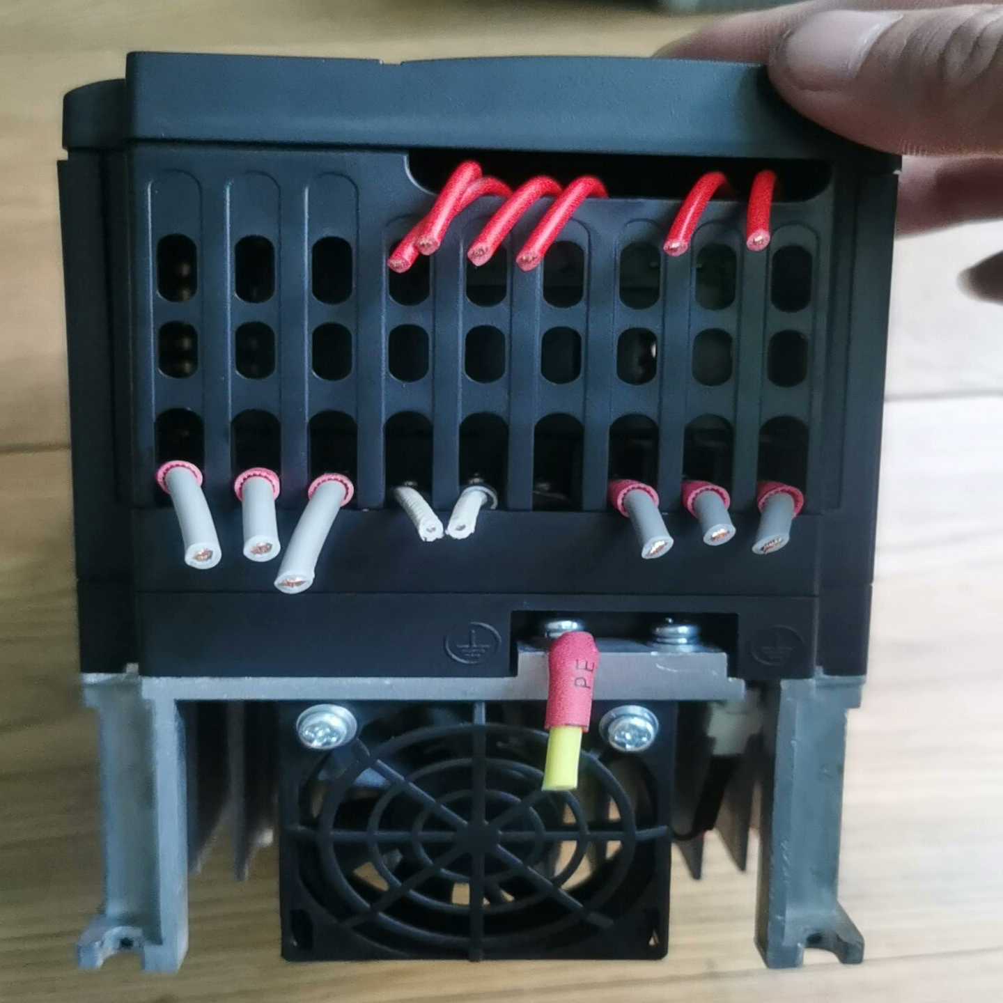 议价汇川变频器CS300-4T1.5GB1.5KW3