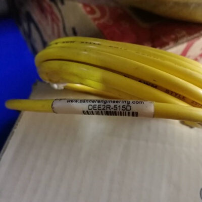 议价全新正品Banner连接线  DEE2R-515D 72335