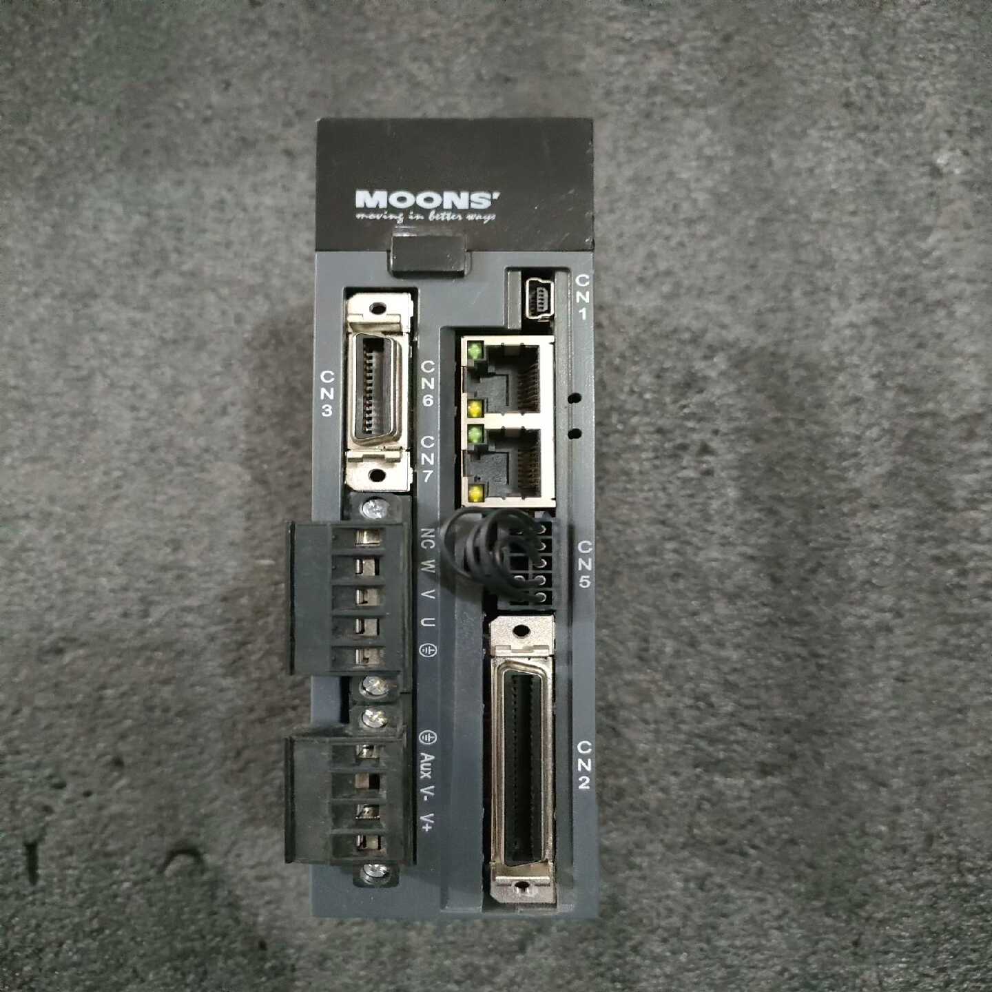 议价鸣志驱动M2DC-6D05R现货拆机件实物图拍摄成色如