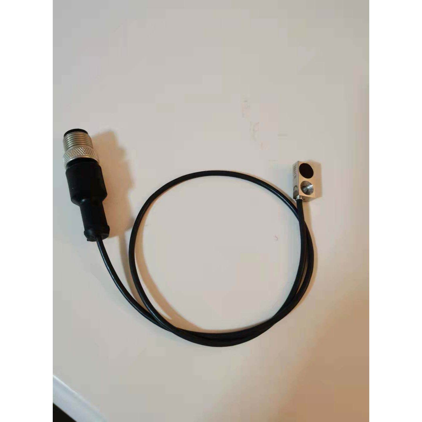 议价BES04EU 电感式接近开关BES R04MC-PSC20B-EP00，36-GS04感测