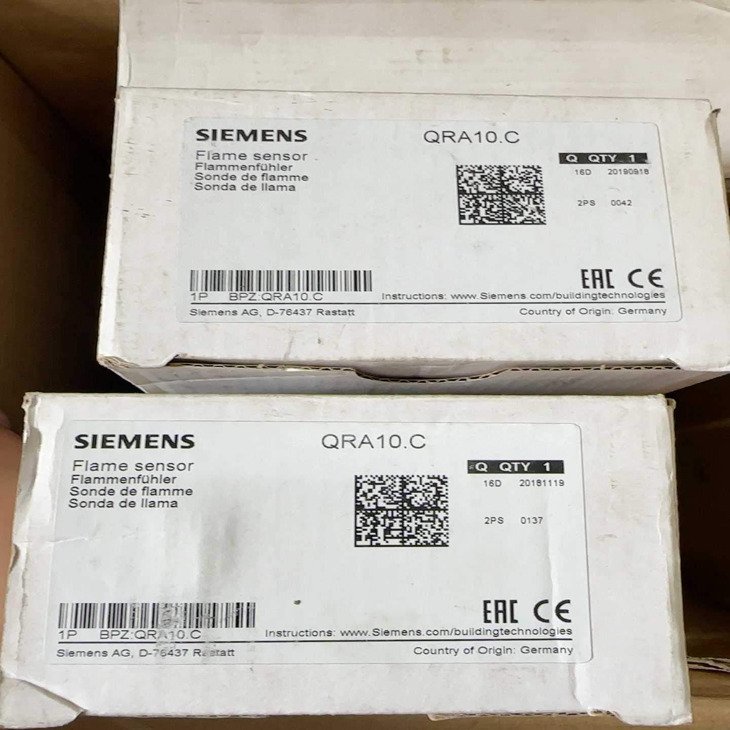 西门子QRA10.C火焰传感器，德国原装进口。型号:QRA1--议价商品