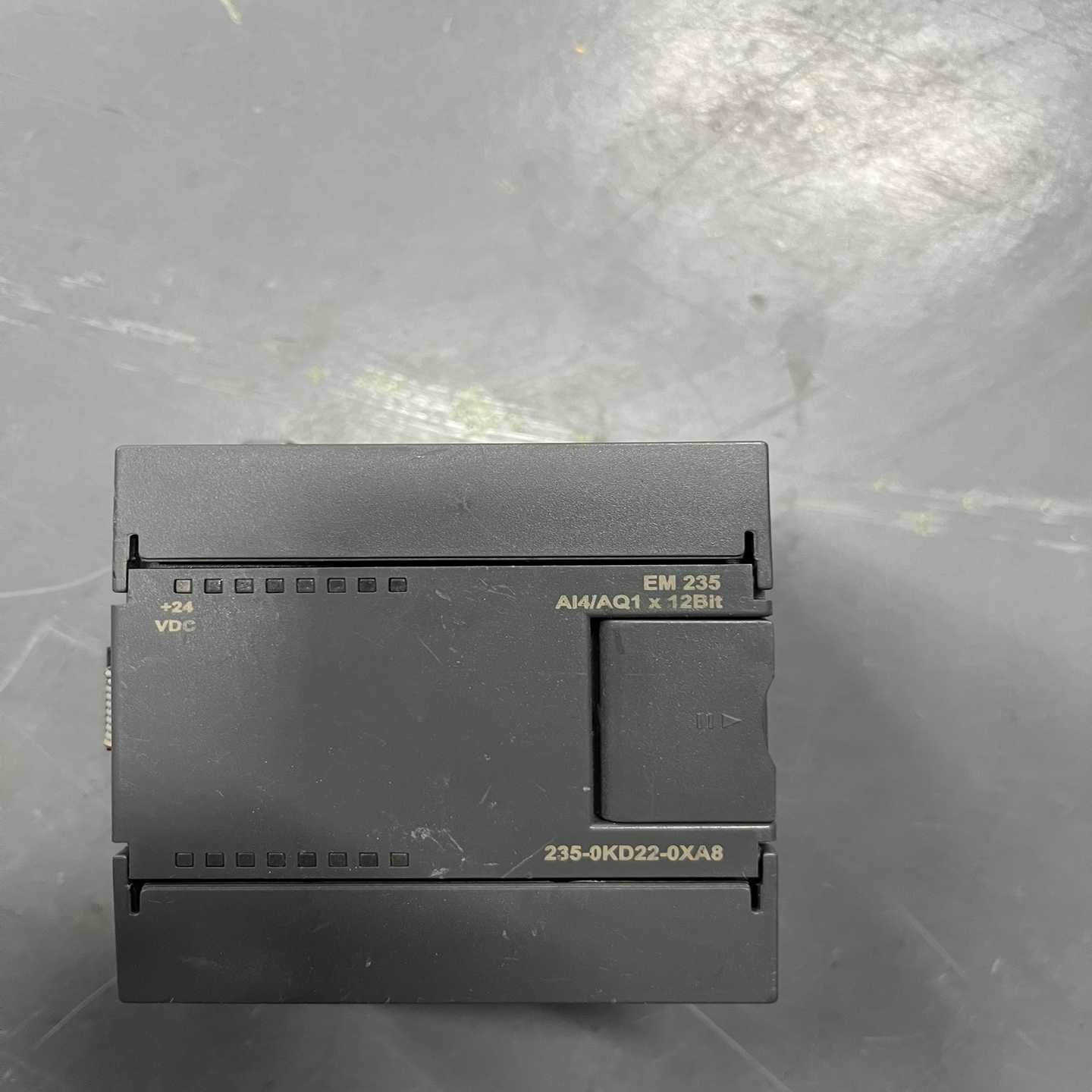 通用235-0KD22-0XA8，成色如图，件，功能好的询价