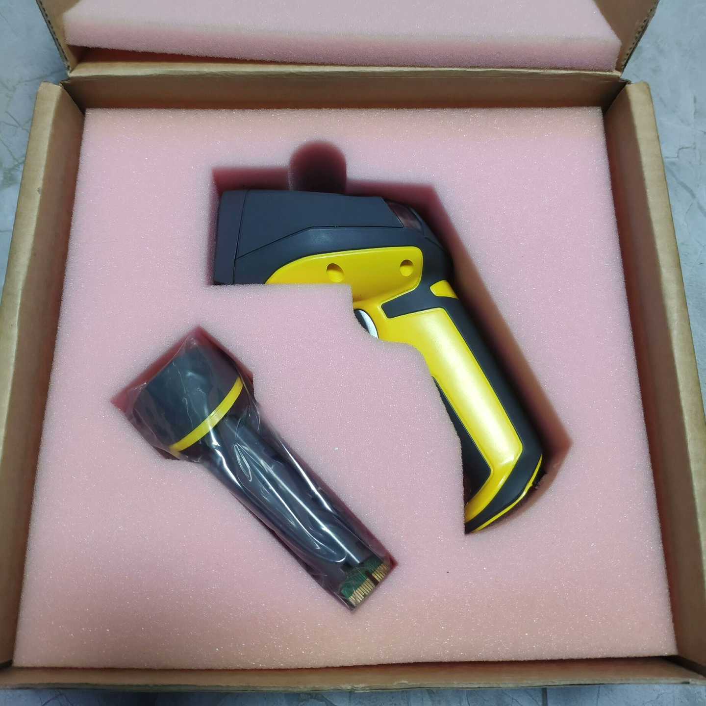 康耐视DM8500-0100议价出售--议价商品