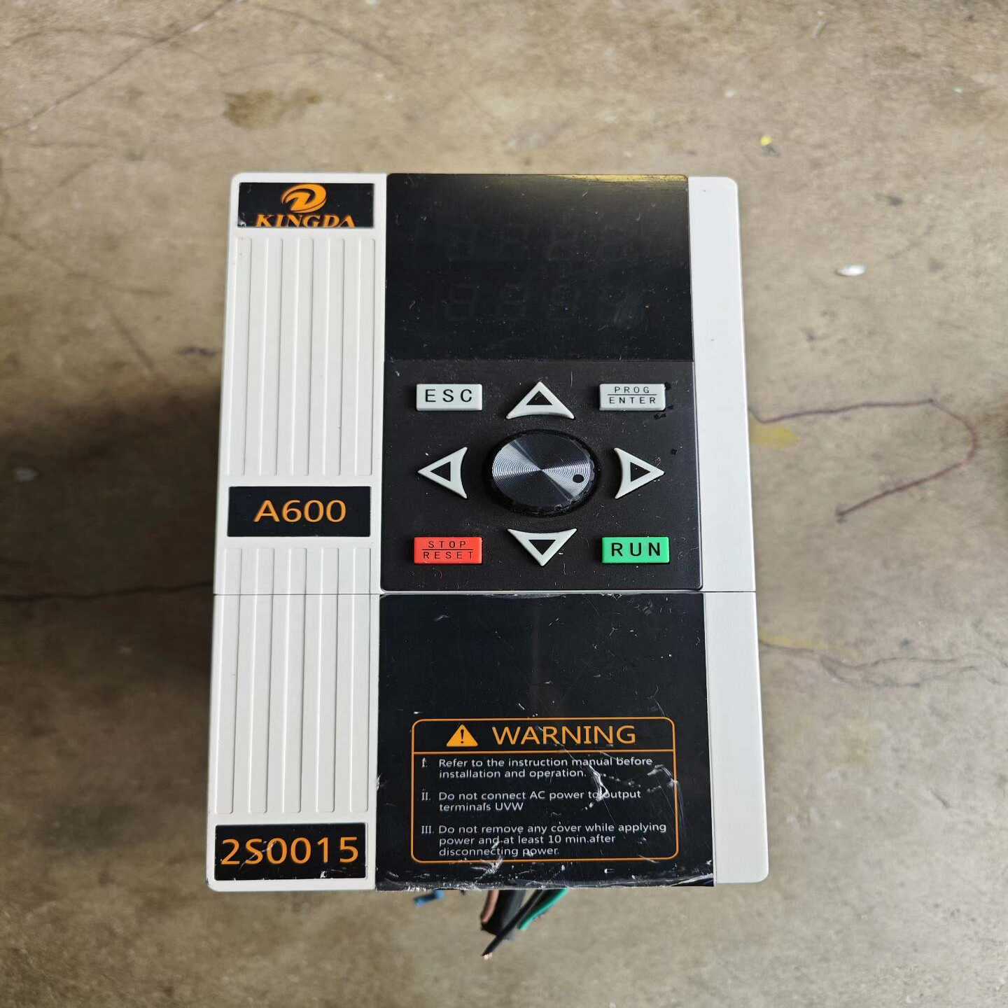 A600-2S0015G 变频器，二手剪线拆机，功能完好，正-询价客服