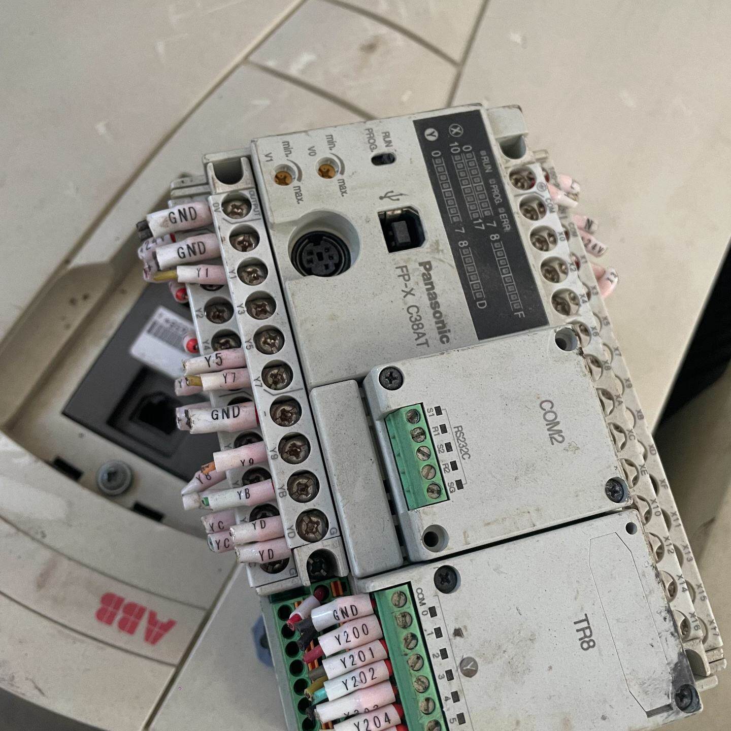 松下PLC控制器 FP-X C38AT 型号AFPX-C38--议价商品
