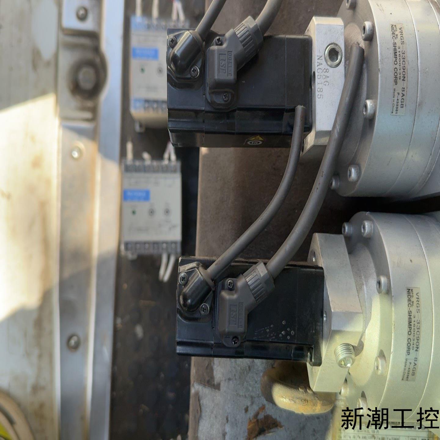 安川七系100w电机SGM7J-01AFC6S~两台拆机议价商品