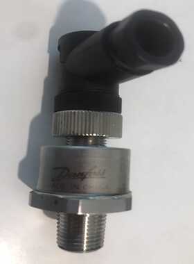 丹佛斯压力传感器，型号DSTP140，0-16bar量程。--议价商品