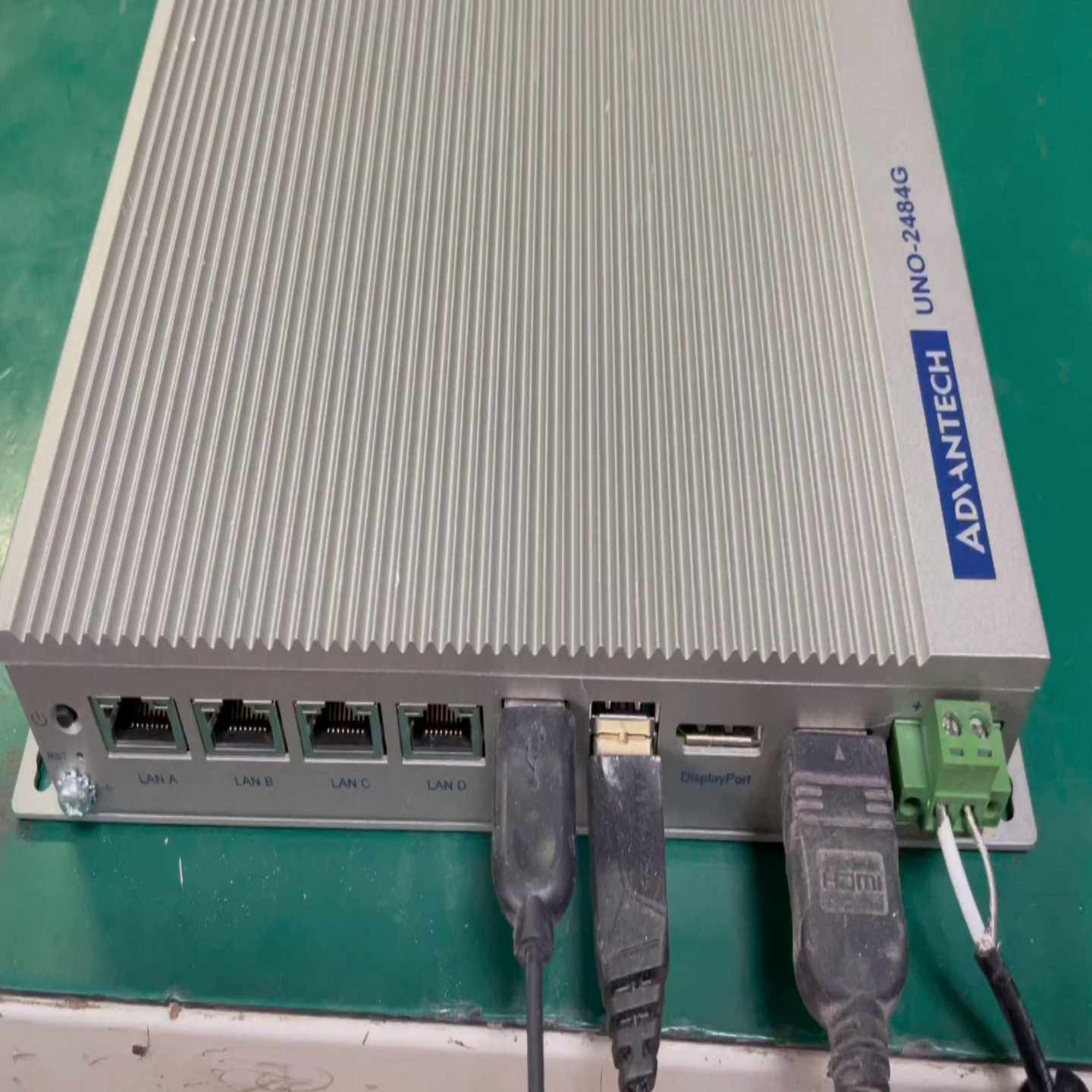 研华工控机UNO-2484G-7331AE  i3-7100~询