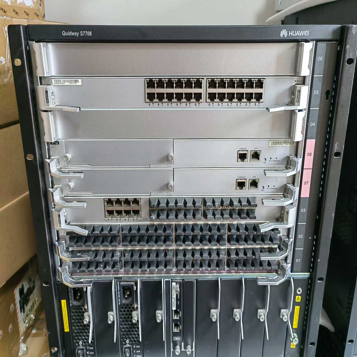 华为S7706万兆核心交换机双电源，双主控，业务板可以选-议价