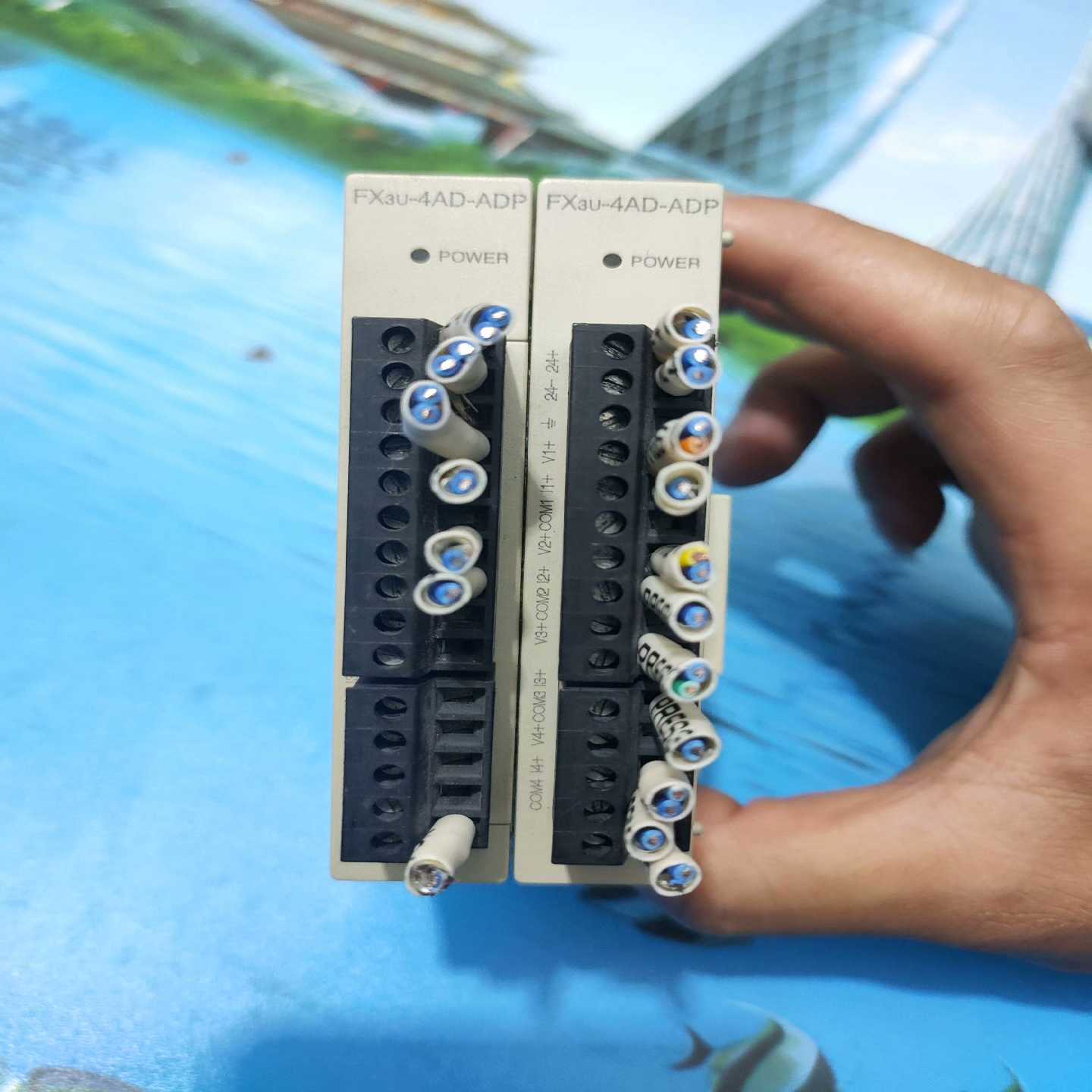 原装正品FX3U-4AD-ADP三菱PLC扩展模块FX3U系列需询价