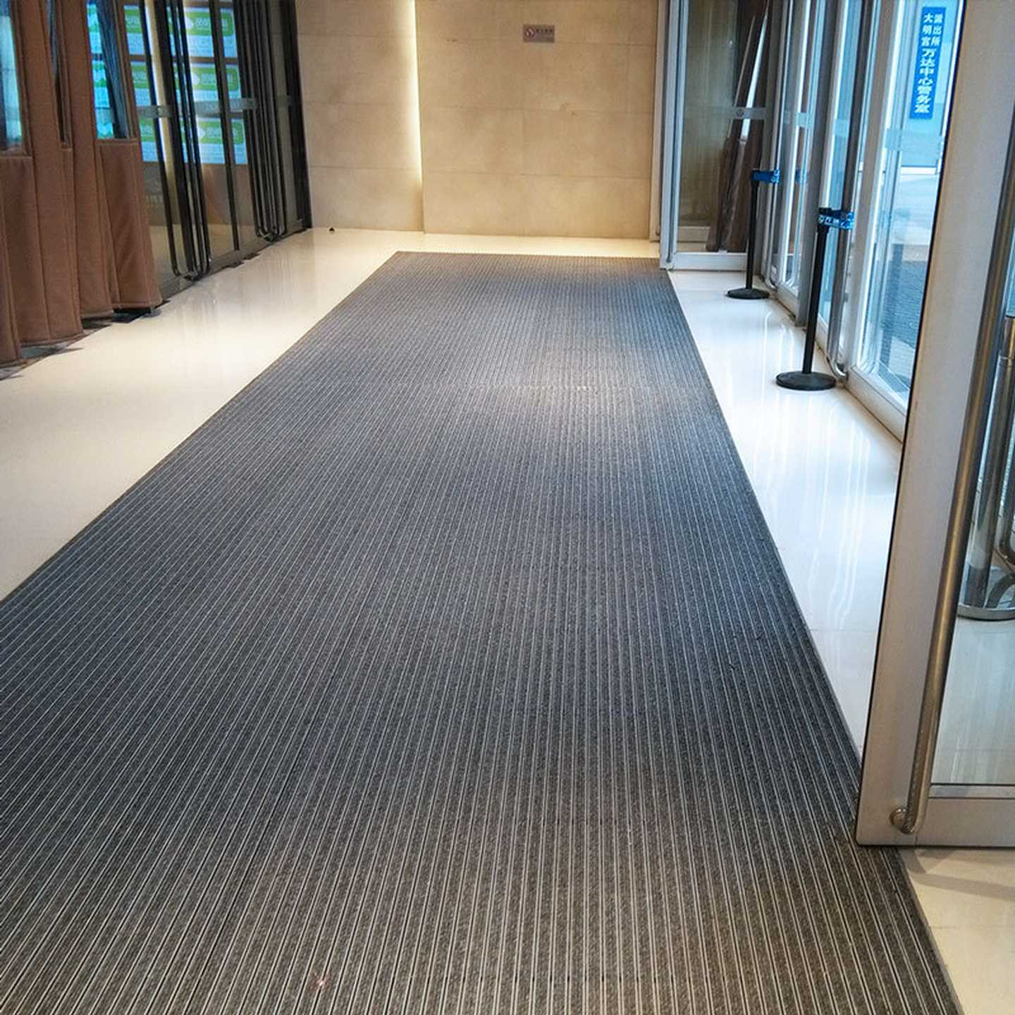 进门入户刮沙除尘垫嵌入式铝合金地垫商用防滑除尘蹭土垫酒店