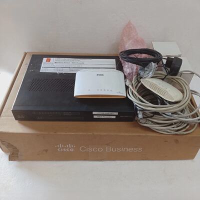 Cisco C892FSPK9 V02 890 Series Ethernet Security Router