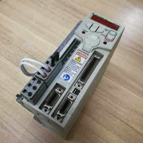 美国AB 罗克韦尔伺服驱动器 CSD3-04BX2-CH 测（佳毅工控）