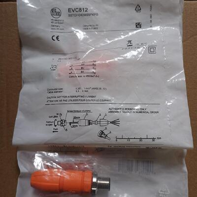 议价IFM易福门连接接头信号插头EVC810 EVC812全新原装拍前请询价