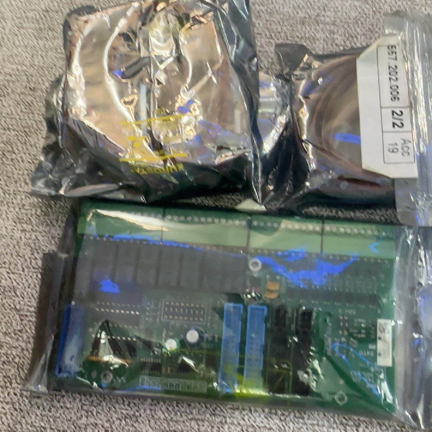 TYCO泰克继电器输出模块IOB800--议价商品