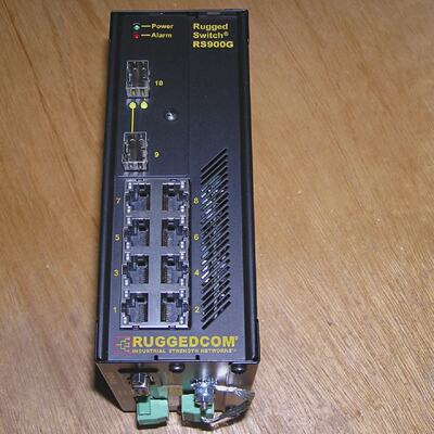 NEW  RUGGEDCOM RS900GNC Siemens 6GK60900GS110BA0 MANAGED SWI