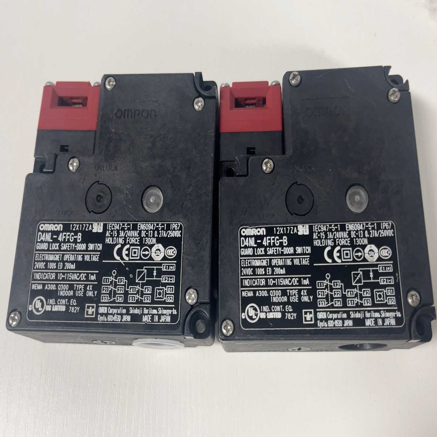 #欧姆龙。欧姆龙安全门锁。D4NL-4FFG-B。两个都是全