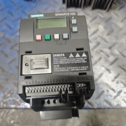 【询价】V20变频器，6SL3210-5BE22-2UV0，9