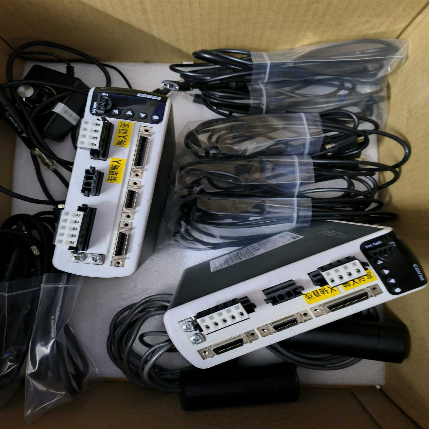 高创伺服驱动器 CDHD2-4D52AAP1-RO 高创CD~议价