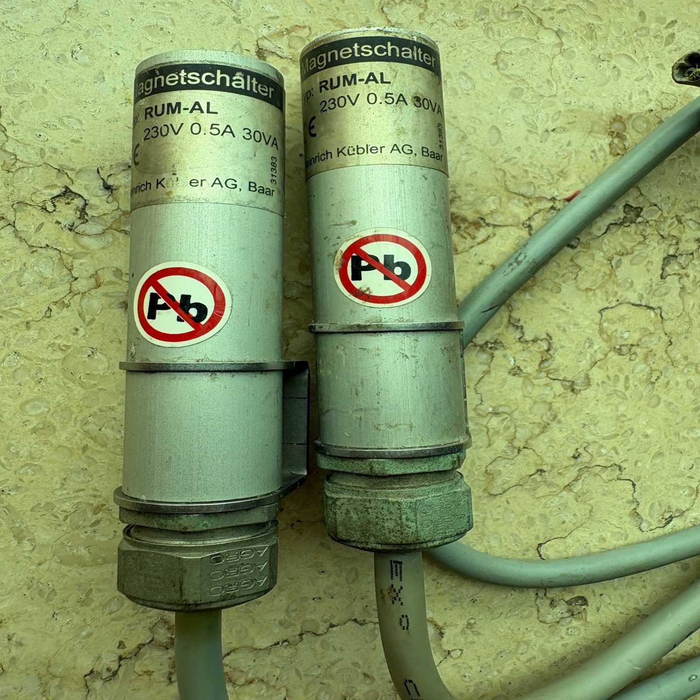 德国产接近开关Magnetschalter型号RUM--议价商品