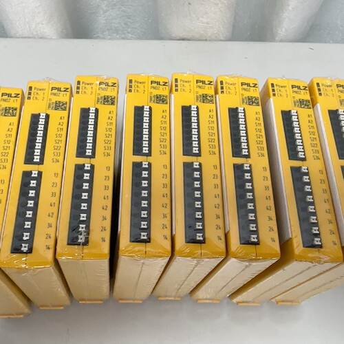 议价Pilz 710001 Br New Unopened 24YearOld RealLife Photo Bag