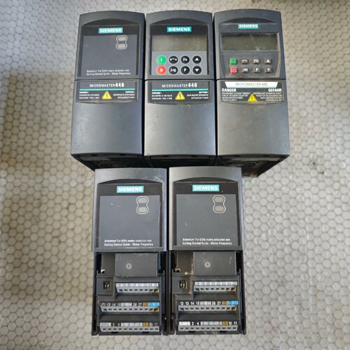 溢价-变频器6SE64402UD211AA11.1K