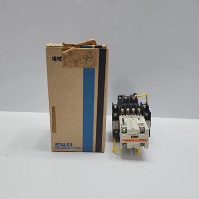 RELAY AUXILIAR FUJI ELECTRIC SH4VG CON UNIDAD DE BLOQUEO SZV