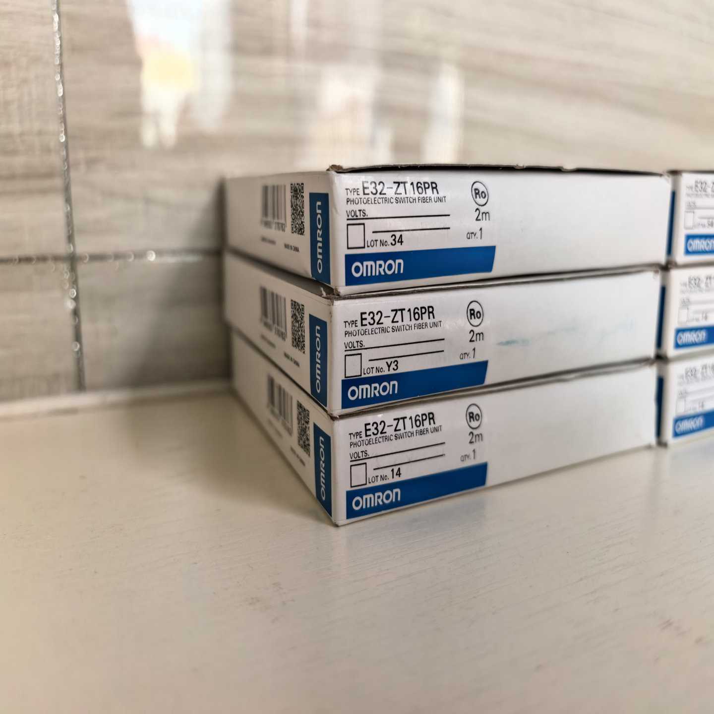 欧姆龙对射光纤E32-ZT16PR