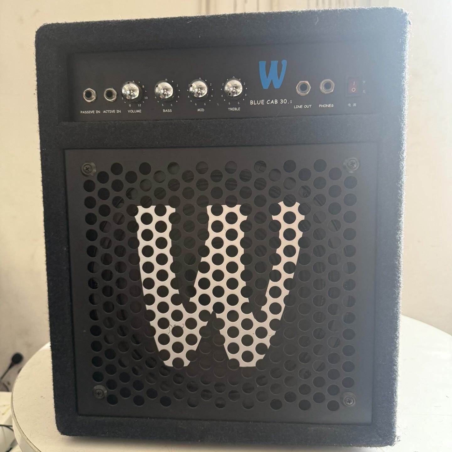 Warwick BLUE CAB 30.1贝斯音箱 100W议价