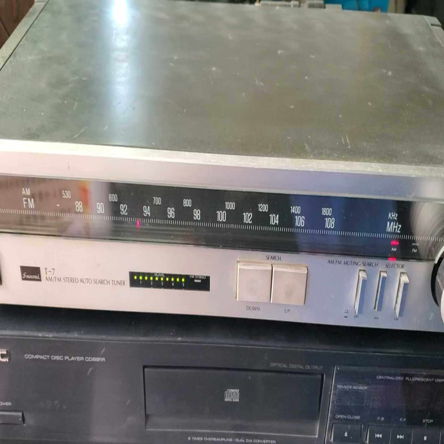 山水收音头T-7宝贝成色如图实拍，旋钮后配，旋钮线松--议价商品