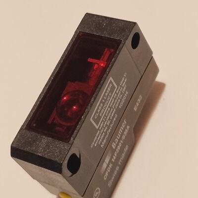 BAUMER OPDK 14P3901S35A   Laser Photoelectric Sensor    Test