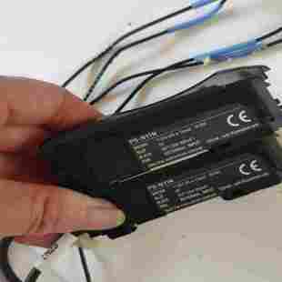 碧碧商铺 52C 基恩士PS 成色如图放大器非常漂 N11N