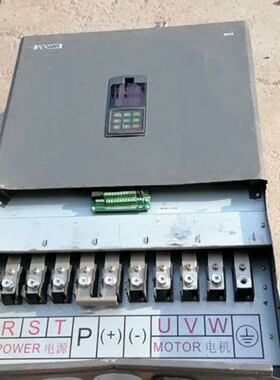 售前询价非标价四方变频器VS500-90110kw成色挺好少个下盖拆议价
