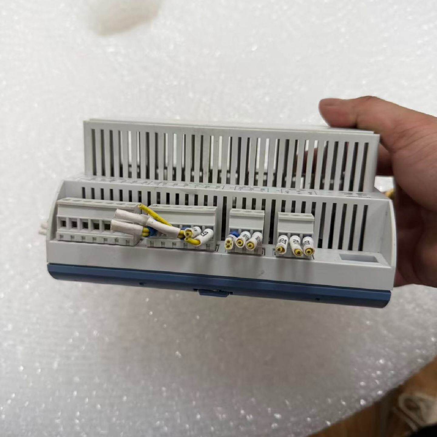 二手拆机麦克维尔空调螺杆机控制器--议价商品