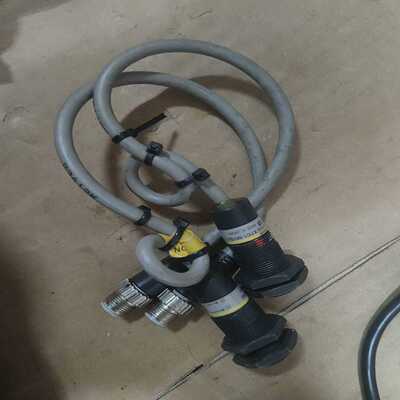 询价~施耐德 ATV71HD30N4Z，质保一年