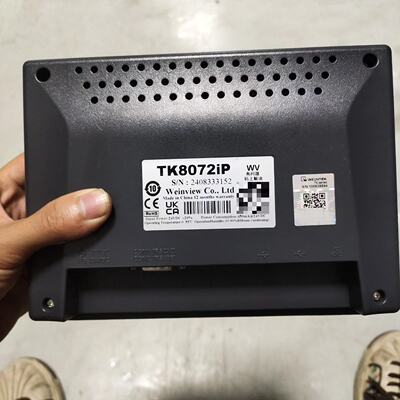 威纶通TK8072iP触摸屏，，成色几乎全新，外观漂议价