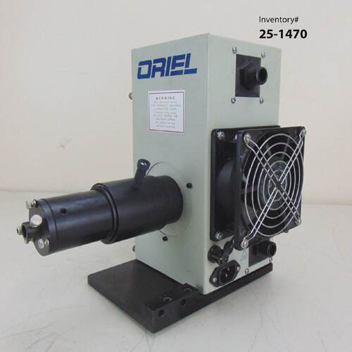 Oriel 66058 Light Source *used working