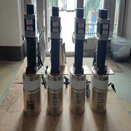 咨询-MAIDENEC-815H82UW-222VEXTA