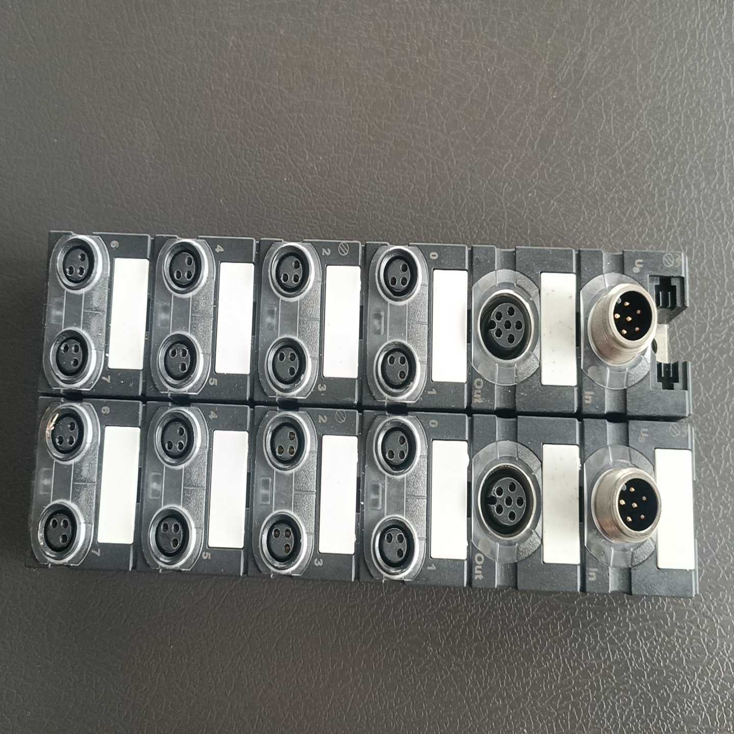 模尔总线通讯模块DI8E8xM8(56623)--议价商品