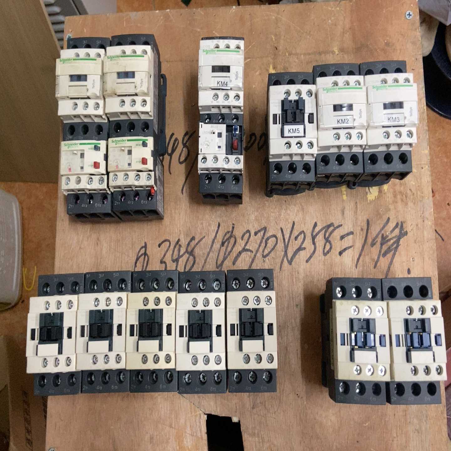 交流接触器LC1D3211LC1D2511询价