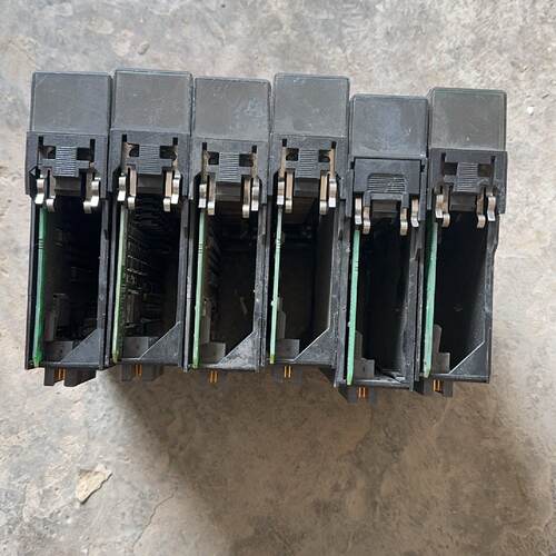AB罗克韦尔 1756-IB32模块PLC 成色如图 打议价